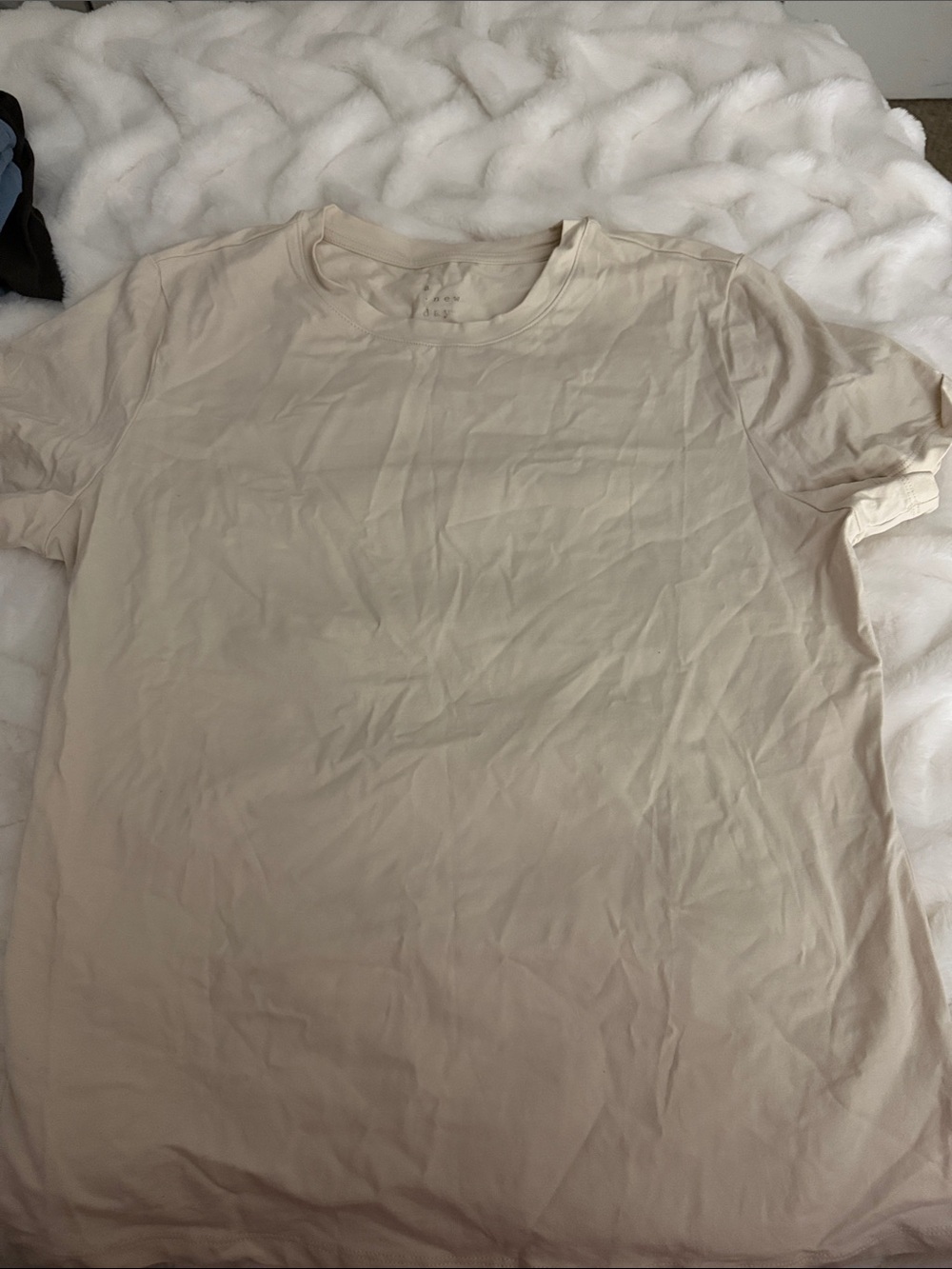 Soft Women's Short Sleeve Tee in Cream